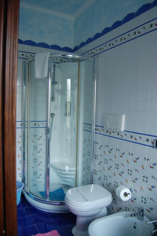 B&B Villa Francesca Soverato Marina Phòng bức ảnh